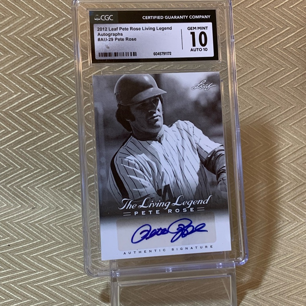 2012 Leaf Pete Rose Autographed Card